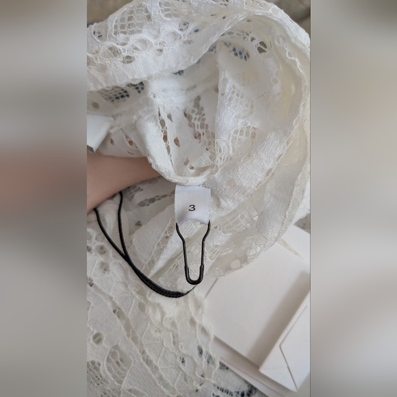 Sandro NWT White Hamia Floral High Neck Lace Top Women's Size Large(3) - Picture 4 of 13